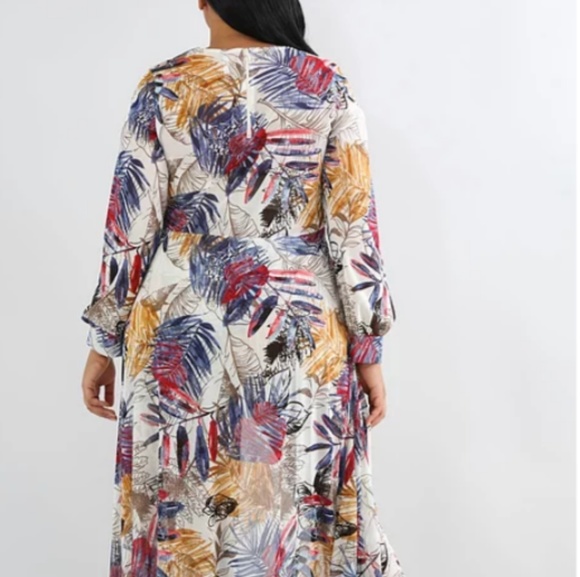 Clothing - Picture 4 of 4